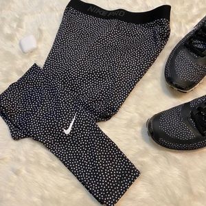 Nike Poka Dot Fleece Line Leggings